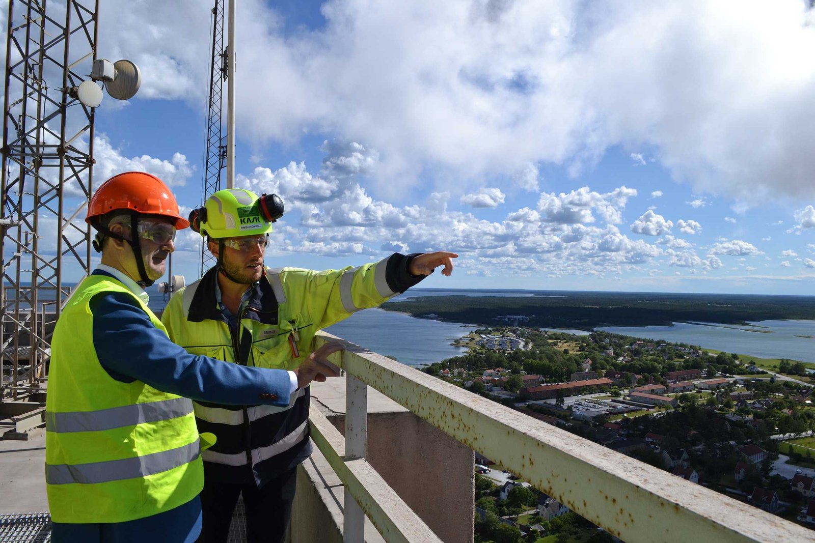 ​Klimatomställningen viktig fråga när näringsministern besökte Cementa i Slite