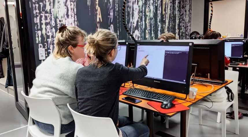 Cool minds startar utbildning i programmering för andra än män