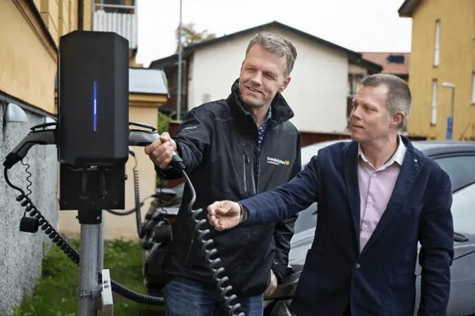 Satsning på laddstationer för elbilar, en del i Svenska kyrkans miljö- och klimatarbete