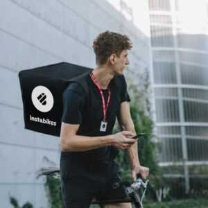 Instabox lanserar tjänsten Instabikes – fossilfri hemleverans med cykelbud