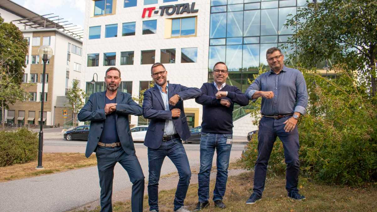 IT-Total går samman med konsultbolaget EnvokeIT – stärker sin position inom molntjänster och digital arbetsmiljö. 2