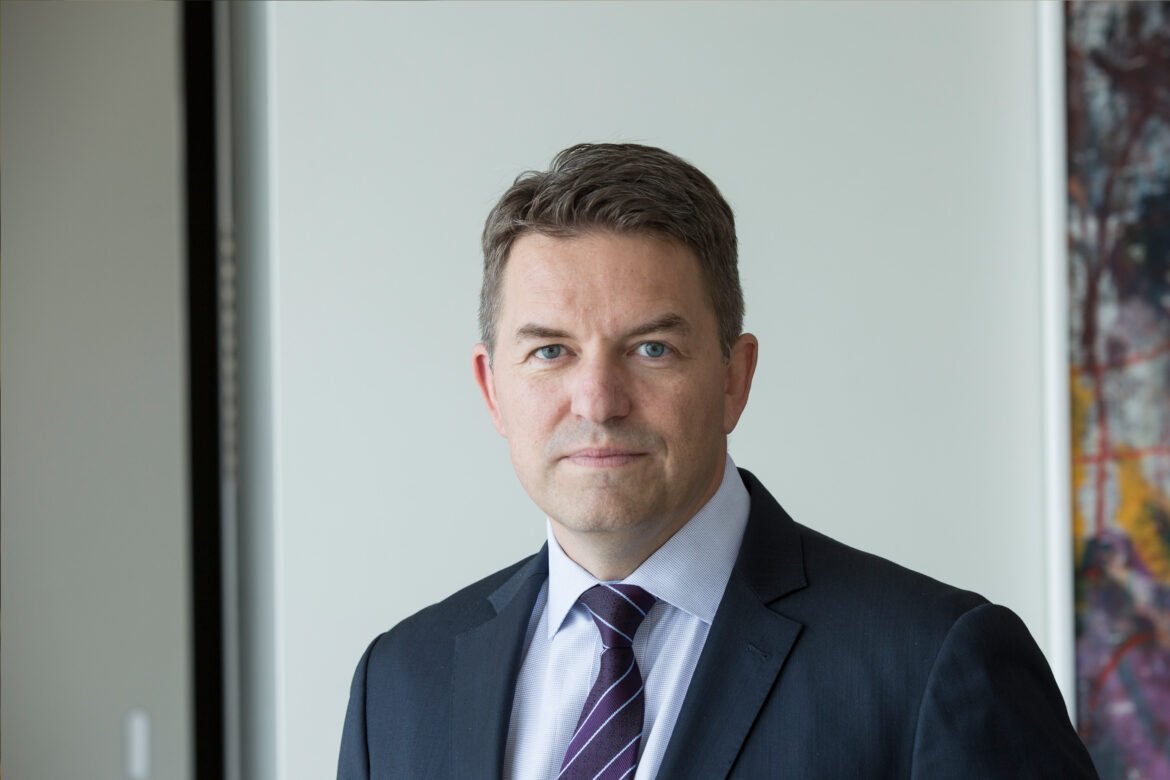 EY med ny framtidssatsning – lanserar modell för hybridarbete