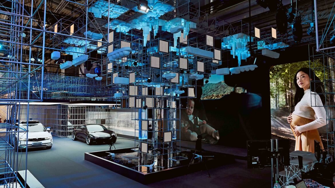 Photo 5 Hyundai Motors booth at IAA Mobility 2021