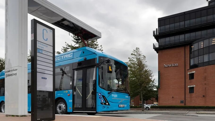 En bättre stadsmiljö efter lanseringen av 145 elbussar
