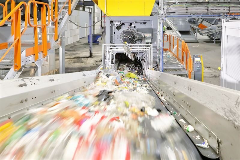 Sverige når klimatmålen med cirkulär plaståtervinning