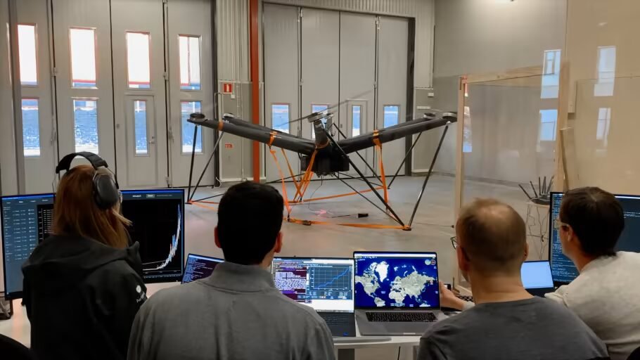 AirForestry gör framgångsrik lift-off med sin stora drönare