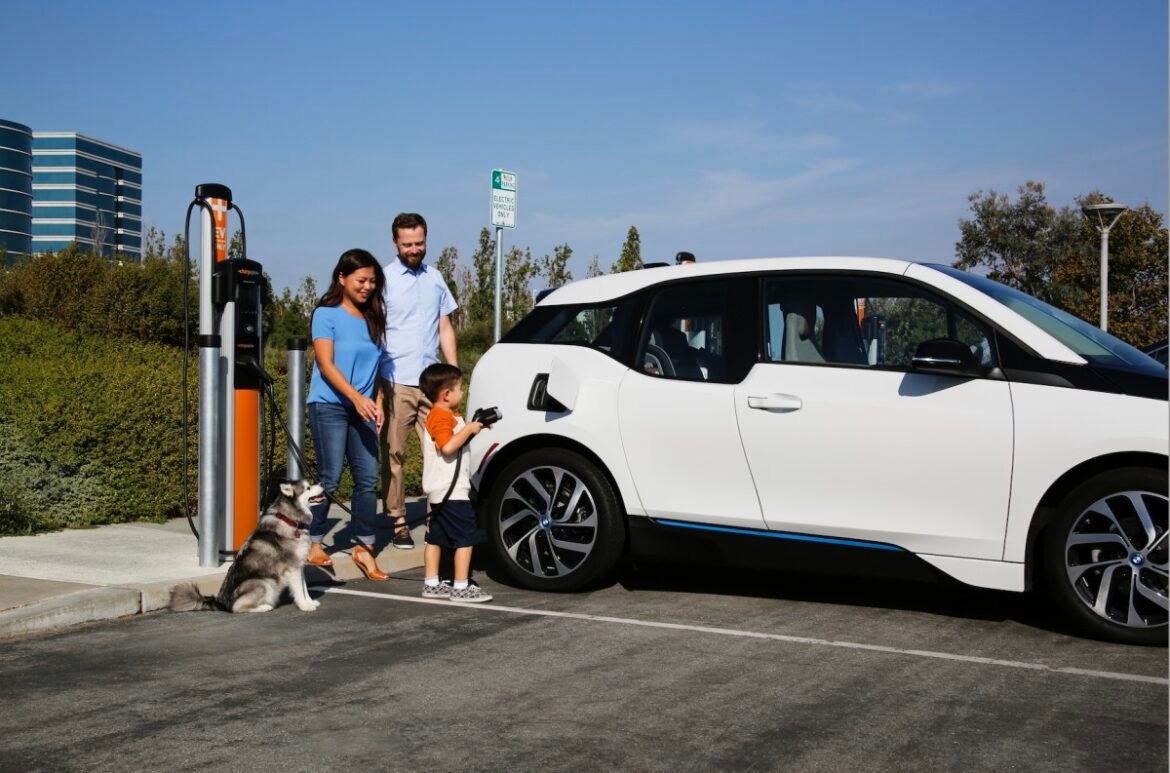 5 tips från ChargePoint för elbilsförare att beakta i sommarhettan