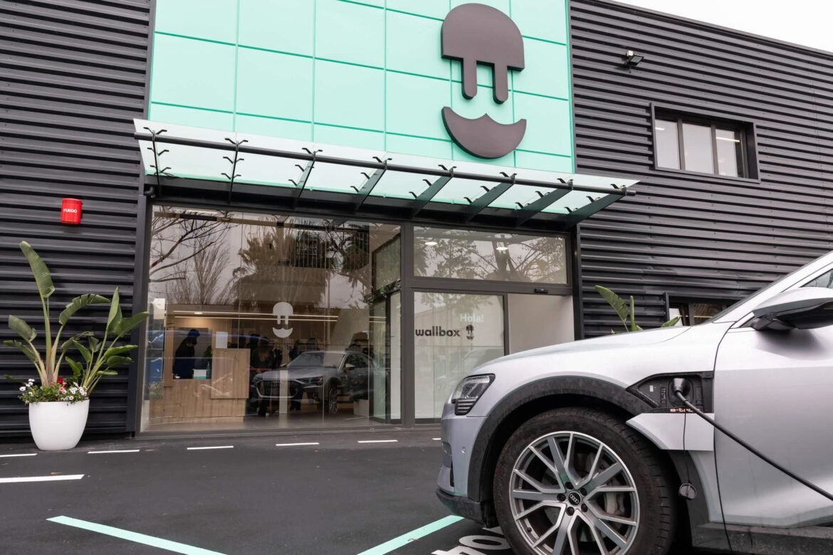 Wallbox tecknar partnerskapsavtal i Sverige med Elektroskandia Sverige AB, en del av Sonepar