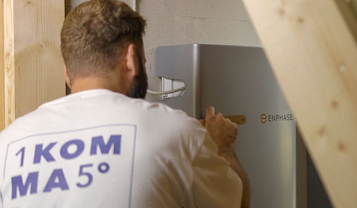 Enphase Energy lanserar energisystem för hemmet i Sverige och Danmark med 1KOMMA5°