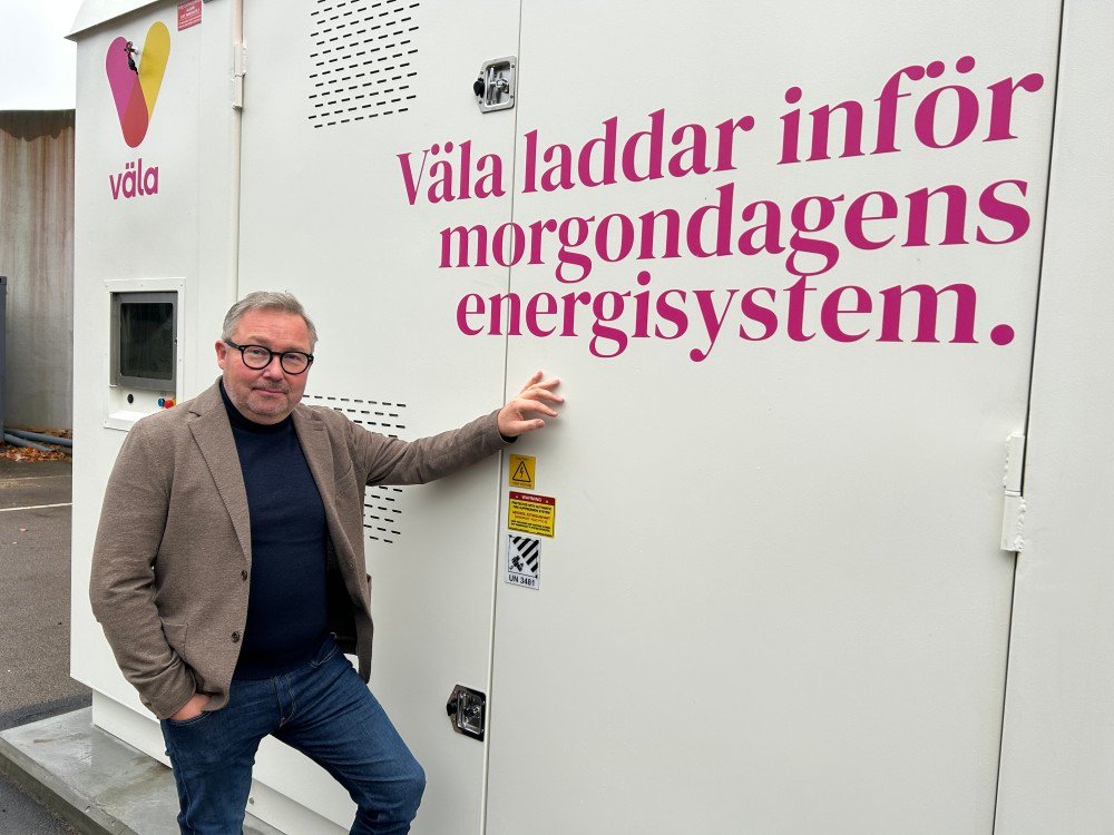 Väla är Sveriges första virtuella kraftverk av sitt slag - nytt batteri bidrar till bättre balans i elnätet Väla är Sveriges första virtuella kraftverk av sitt slag - nytt batteri bidrar till bättre balans i elnätet