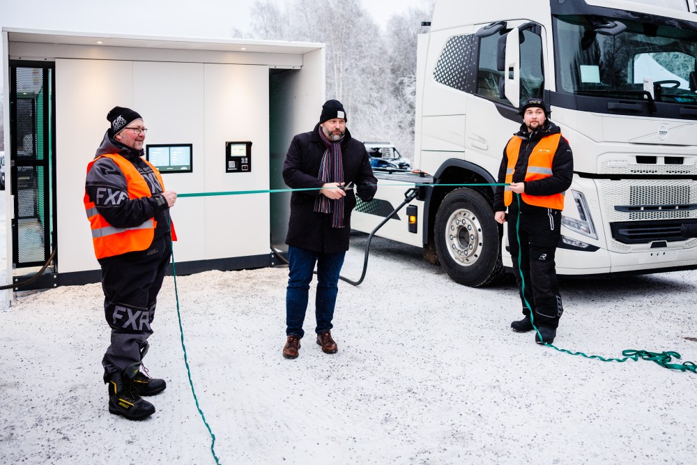 Framgångsrik invigning av Norrbottens Snabbaste Laddstation