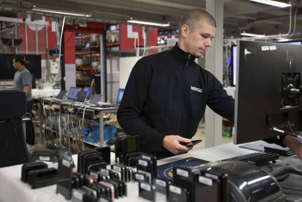 Endast 1 av 10 kommuner upphandlar cirkulärt inom IT