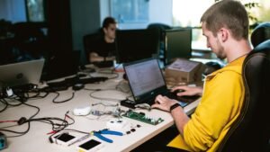 Teknikrevolutionen: Hur digitalisering spar tid, pengar och människoliv