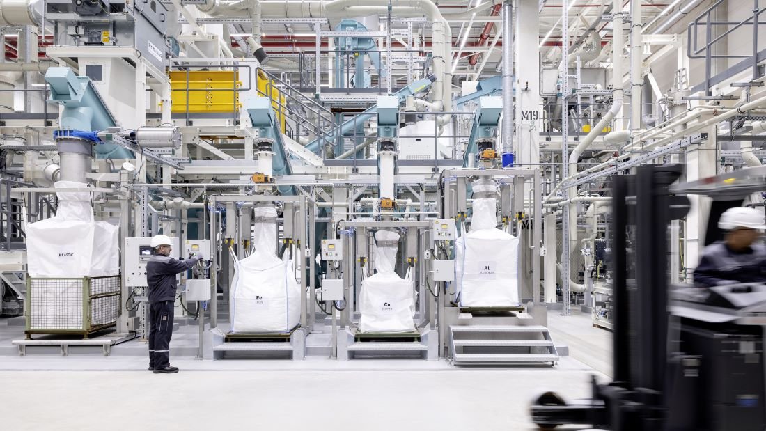 Mercedes-Benz öppnar fabrik för batteriåtervinning: upp till 96 % återvinning av material