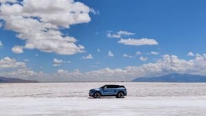 Ford Explorers rekordresa jorden runt blir dokumentärserie på Prime Video & YouTube