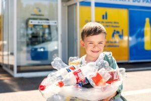 Panten på dryckesförpackningar höjs 2025