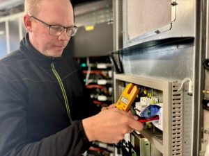 Hur du går off grid med solceller och batteri på 6 steg