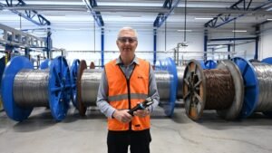 Nexans lanserar ny klimatsmart mellanspänningskabel – utvecklad för framtidens elnät Nexans lanserar ny klimatsmart mellanspänningskabel – utvecklad för framtidens elnät