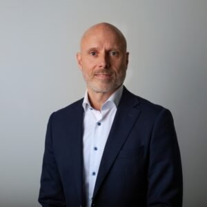 Byggingenjörstjänster och SINOM i strategiskt samarbete Michael Barklund, Byggingenjörstjänster berättar om det strategiska samarbetet med SINOM
