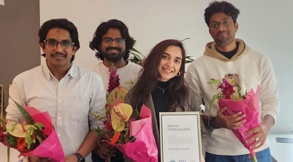 Studenter vinner startup-tävling med AI-robotar: "En seger för hållbara städer" Team Square: Prajwal Mahesh Palled, Deepak A Bellikatti, Zainab Fatima Bokhari, Aditya Mocherla