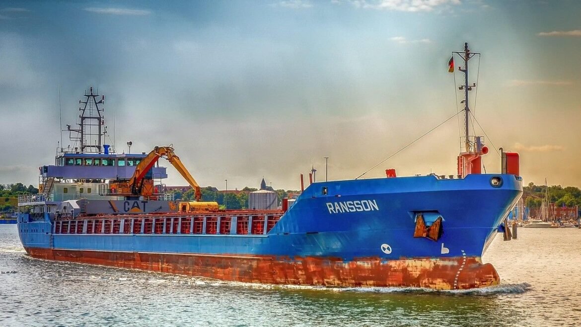 Chalmersforskare har upptäckt oväntade metanutsläpp i farleder